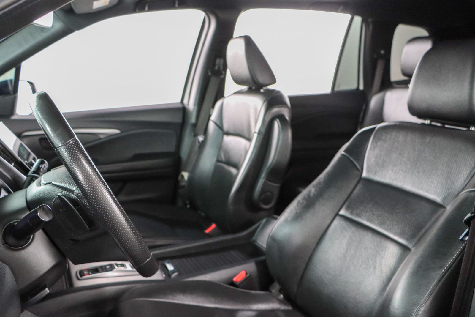 Used 2023 Honda Passport EX-L image 24