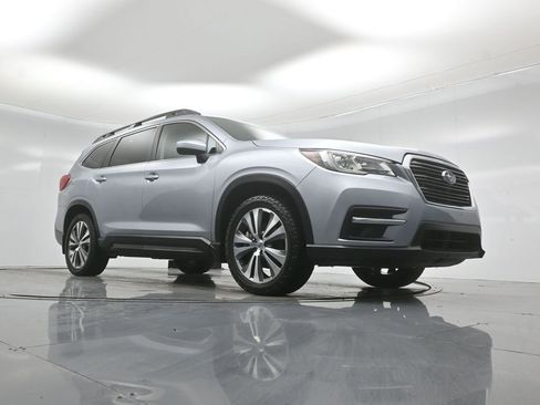 Used 2019 Subaru Ascent Premium AWD/4WD image 47