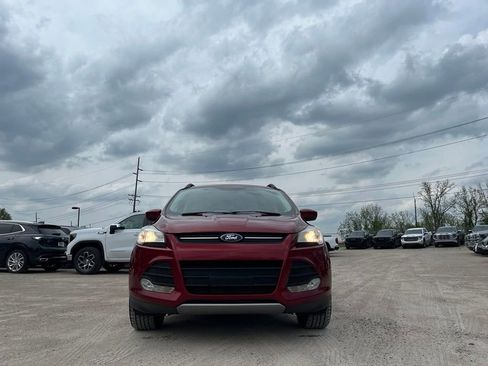 Used 2016 Ford Escape SE w/ Equipment Group 201A AWD/4WD image 4