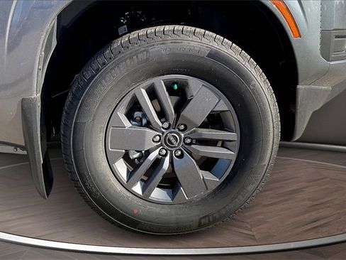 New 2026 Nissan Frontier SV w/ SV Convenience Package image 12