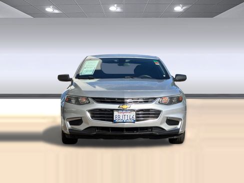 Used 2018 Chevrolet Malibu LS w/ LPO, Convenience Package 1 image 5