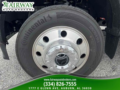 Used 2026 Ford F450 Lariat AWD/4WD image 30