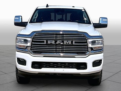 Used 2024 RAM 2500 Laramie w/ Safety Group AWD/4WD image 4