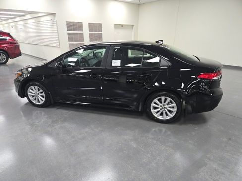 New 2026 Toyota Corolla LE image 3