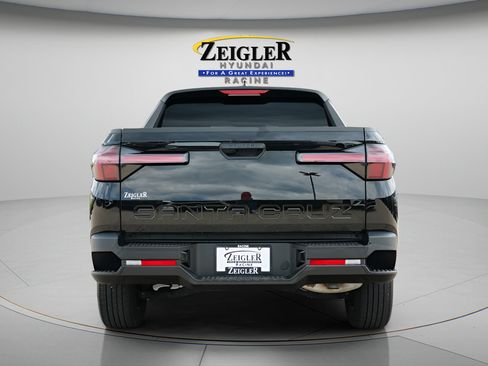 Certified 2024 Hyundai Santa Cruz SEL FWD image 6