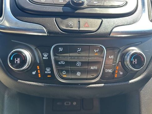 Used 2024 Chevrolet Equinox LT AWD/4WD image 31