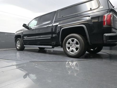 Used 2018 GMC Sierra 1500 SLT AWD/4WD image 35