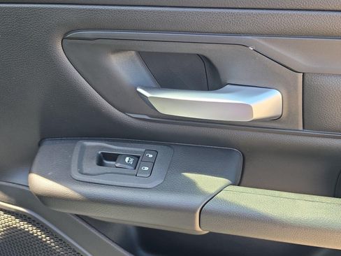 New 2026 RAM 1500 Express AWD/4WD image 34