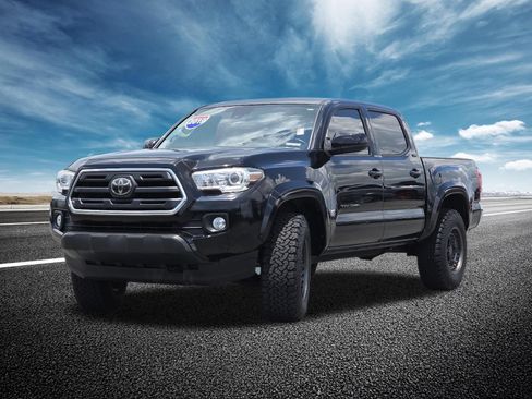 Used 2019 Toyota Tacoma SR5 RWD image 8