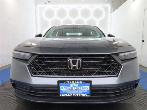 Used 2025 Honda Accord SE image 3