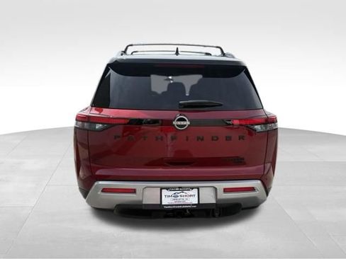 Used 2023 Nissan Pathfinder Platinum AWD/4WD image 10