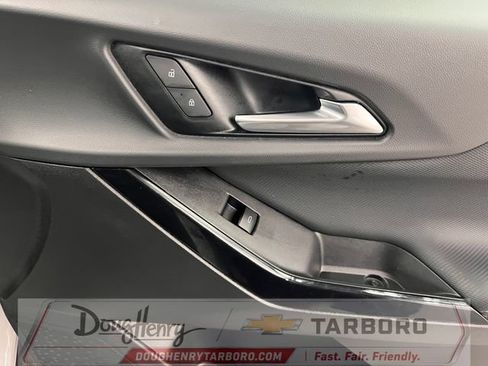 Used 2025 Chevrolet Equinox LT FWD image 37