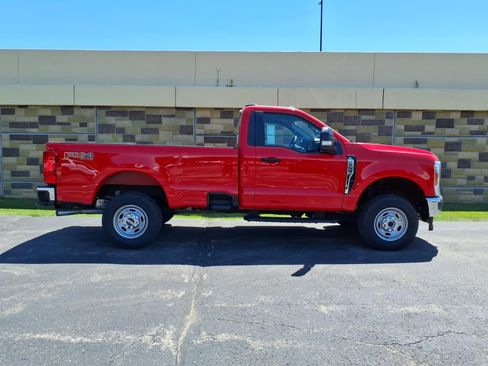 Used 2024 Ford F250 XL w/ FX4 Off-Road Package AWD/4WD image 12