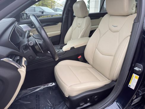 Used 2020 Cadillac CT5 Premium Luxury w/ Parking Package image 18