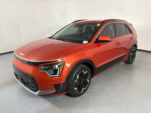 Used 2023 Kia Niro Wind FWD image 4