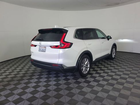 Used 2024 Honda CR-V EX image 4