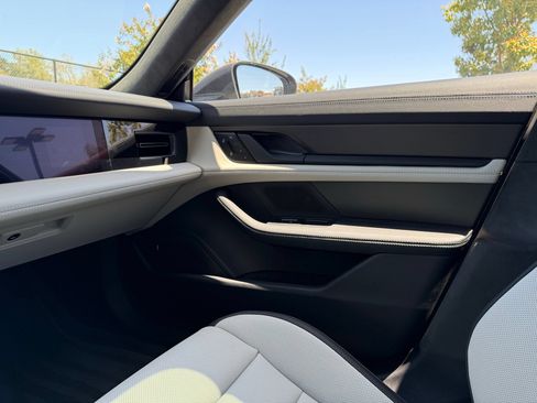 New 2026 Porsche Taycan Turbo S AWD/4WD image 24
