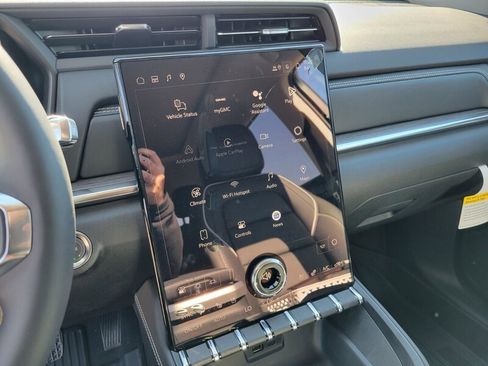 New 2026 GMC Terrain Denali w/ LPO, Floor Liner Package image 22