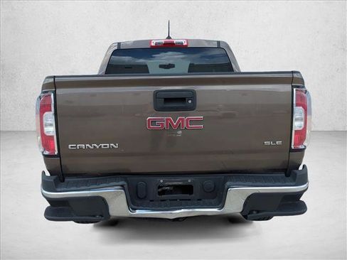 Used 2016 GMC Canyon SLE RWD image 4