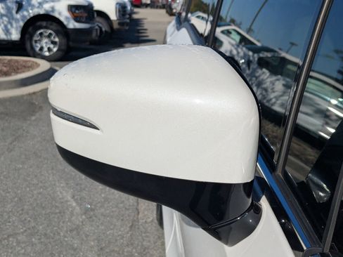 Used 2024 Honda Odyssey Elite image 14