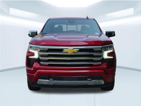 Used 2024 Chevrolet Silverado 1500 High Country w/ Technology Package AWD/4WD image 10