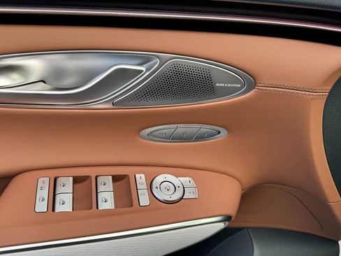 New 2026 Genesis GV70 2.5T Advanced image 11