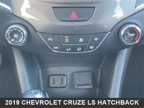 Used 2019 Chevrolet Cruze LS w/ LS Convenience Package image 18