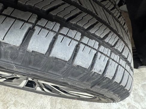 New 2025 Ford Expedition Platinum w/ Driver's Package image 31