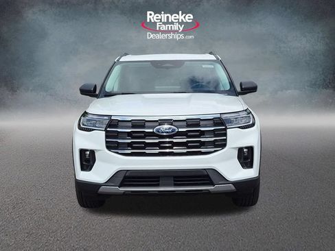 New 2026 Ford Explorer Active w/ Active Comfort Package AWD/4WD image 2