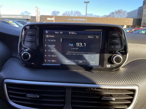 Certified 2020 Hyundai Tucson SE image 23