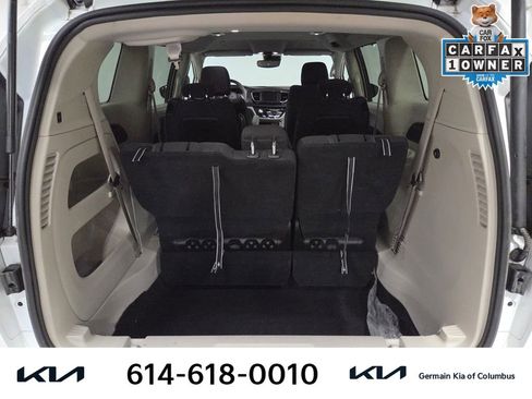 Used 2023 Chrysler Voyager LX FWD image 21