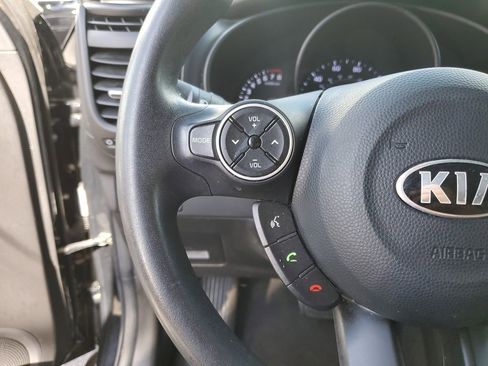 Used 2018 Kia Soul FWD image 21