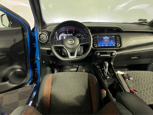 Used 2023 Nissan Kicks SR w/ Interior Electronics Package FWD image 14