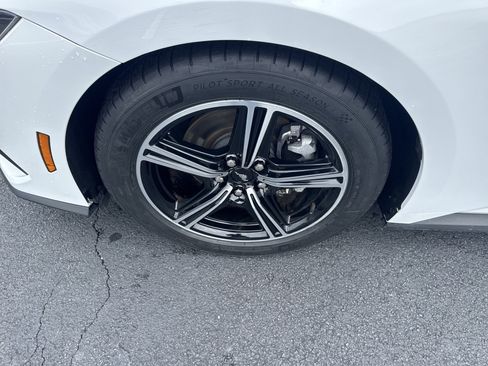 Used 2025 Ford Mustang Premium RWD image 16