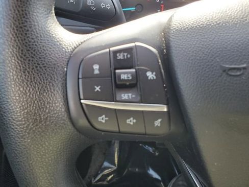 Used 2020 Ford Escape SE image 18