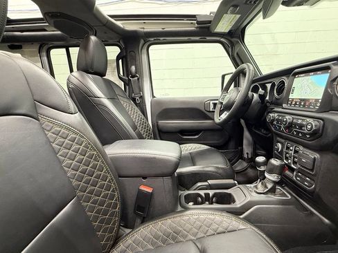 Used 2023 Jeep Wrangler Unlimited Sahara AWD/4WD image 46