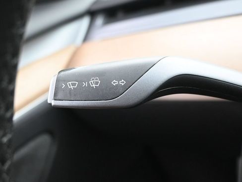 Used 2023 Tesla Model 3 Standard Range RWD image 20