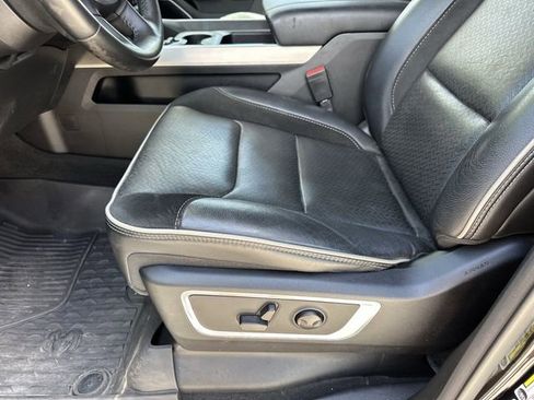 Certified 2022 RAM 1500 Laramie RWD image 19