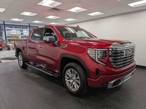 Used 2023 GMC Sierra 1500 Denali w/ Technology Package image 3