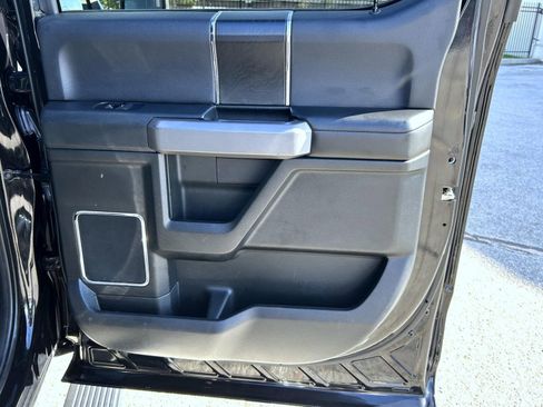 Used 2019 Ford F150 Platinum w/ Equipment Group 701A Luxury image 18