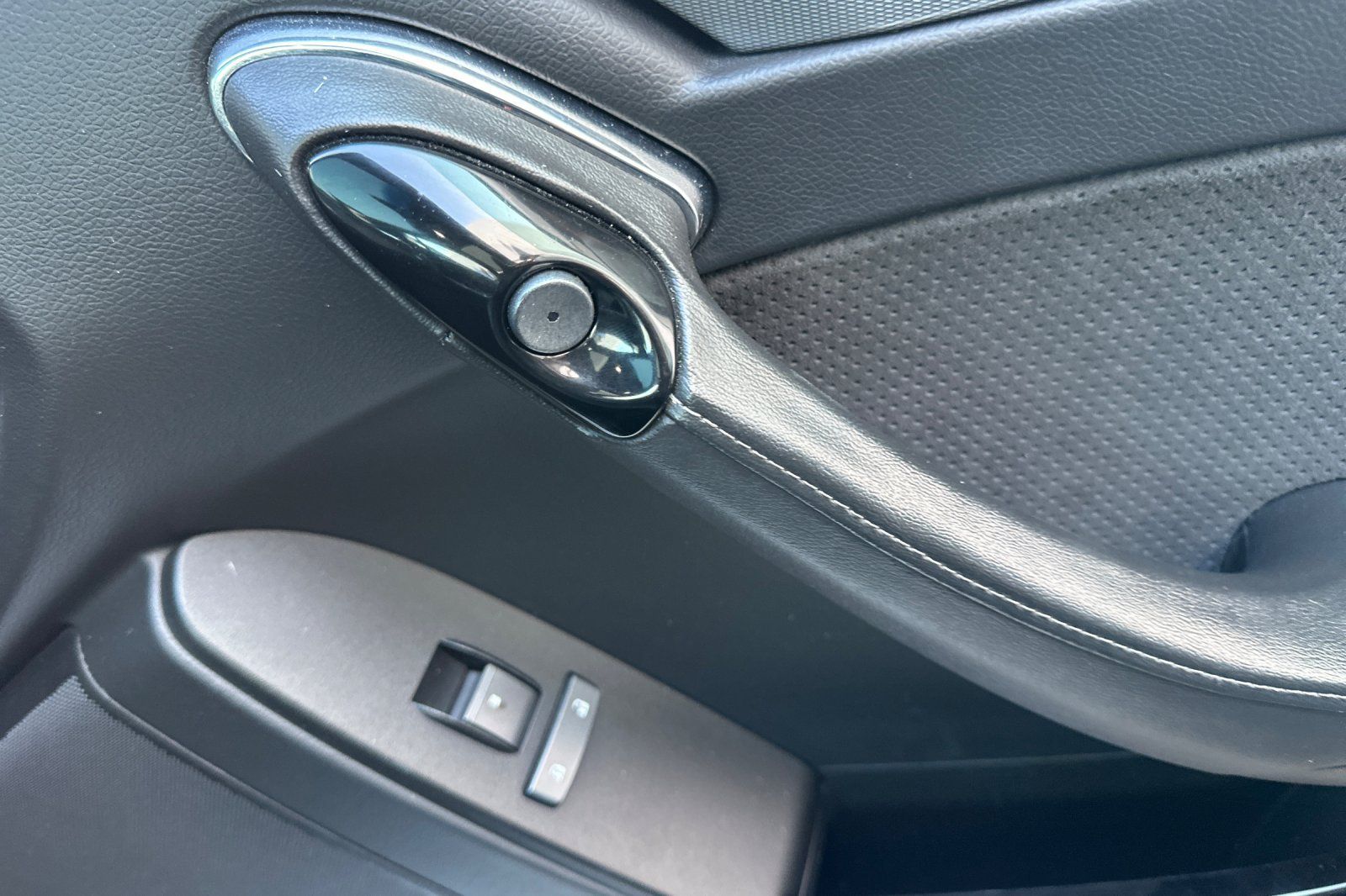 Used 2013 Cadillac CTS V RWD image 20