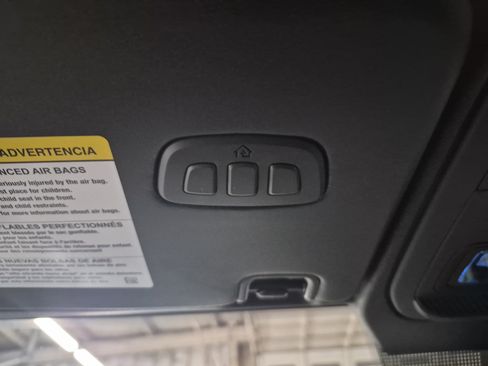 New 2025 Ford Bronco Badlands image 41