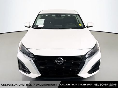 Certified 2023 Nissan Altima 2.5 SV AWD/4WD image 2