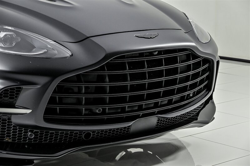 Used 2023 Aston Martin DBX 707 AWD/4WD image 5