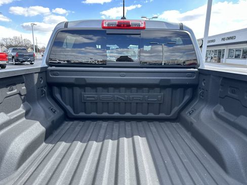 Certified 2024 GMC Canyon Denali image 24