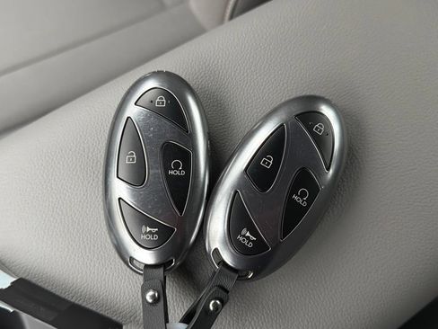 Used 2026 Hyundai Elantra Sport FWD image 29