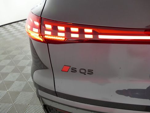 New 2025 Audi SQ5 Premium Plus image 31