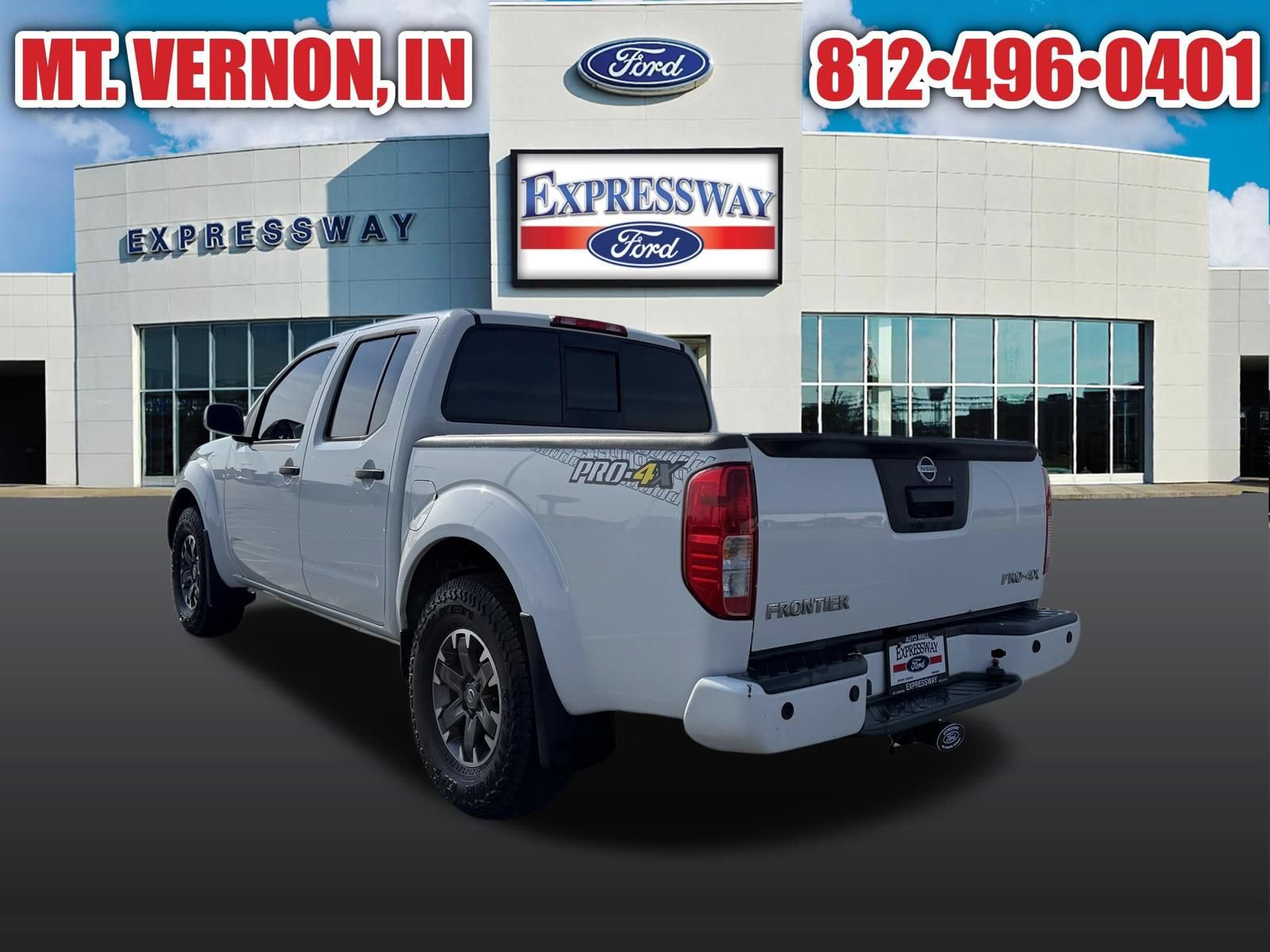 Used 2018 Nissan Frontier PRO-4X AWD/4WD image 8
