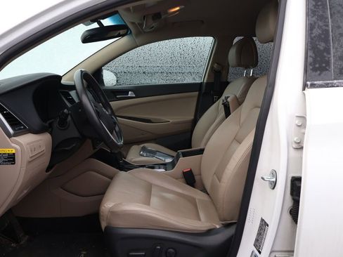 Used 2017 Hyundai Tucson SE Plus image 12