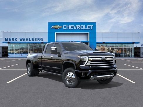 New 2026 Chevrolet Silverado 3500 High Country w/ Technology Package AWD/4WD image 1